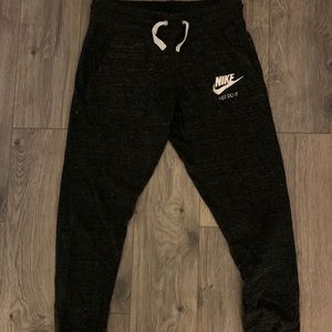 Nike grey sweatpants